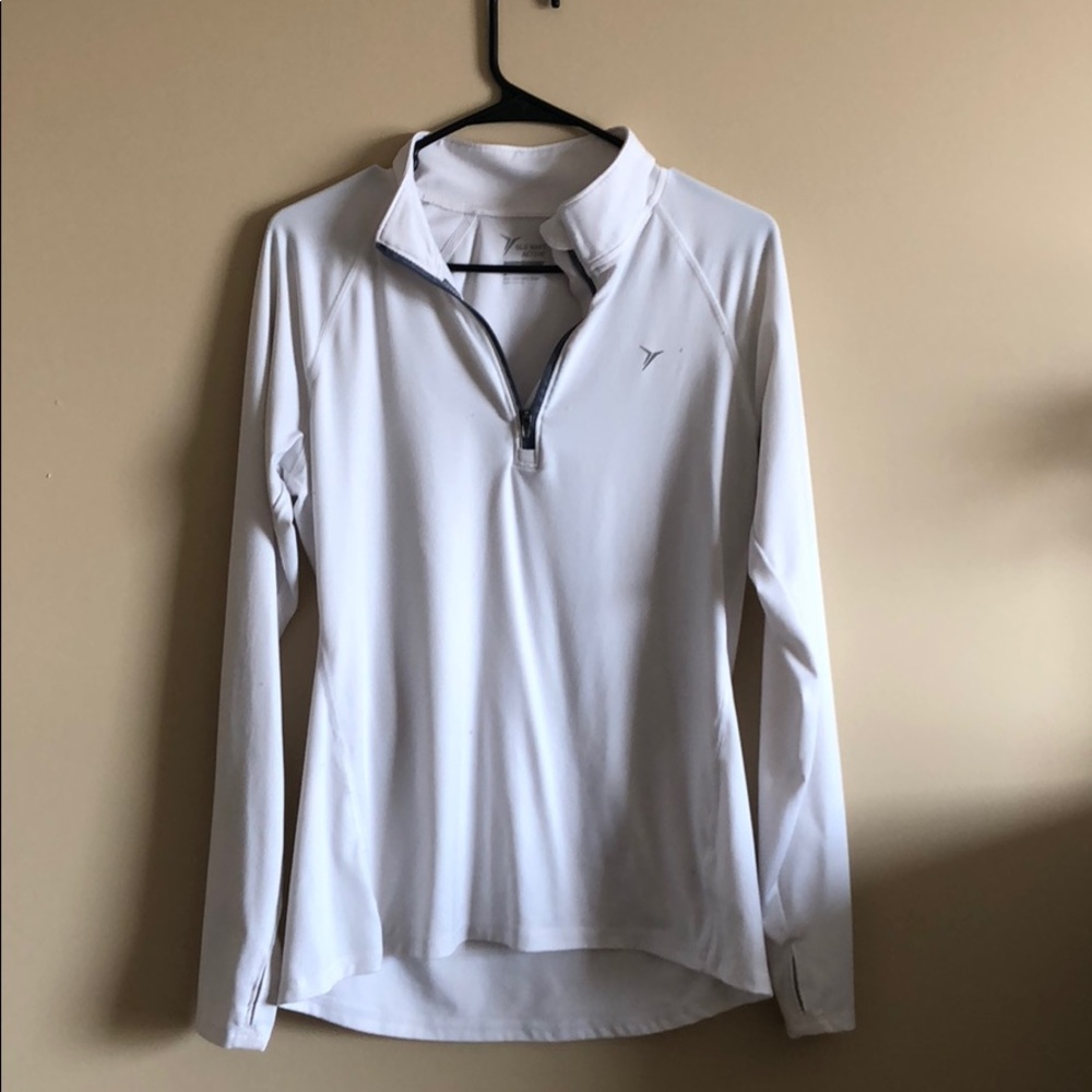 Athletic long sleeve